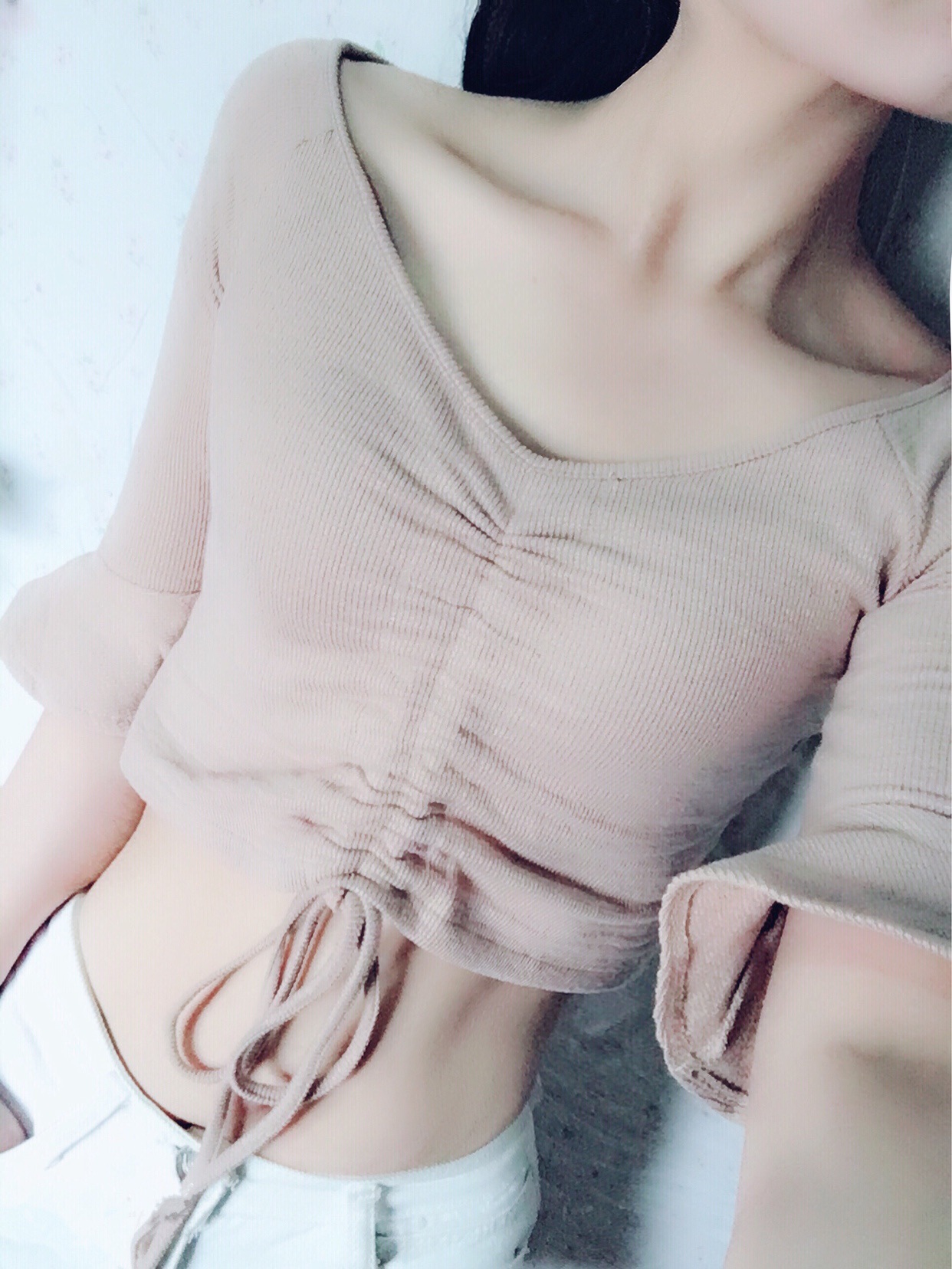 晚晚纳凉同款打底衫喇叭袖抽绳设计感两穿中袖气质上衣女显胸t恤