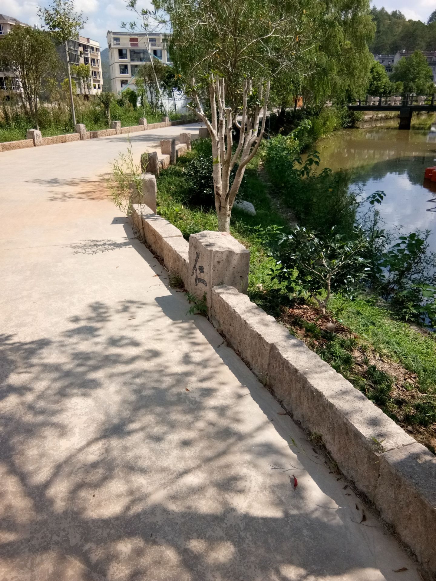 大量批发金华永康凝灰岩条石 挡墙面石 护坡块石