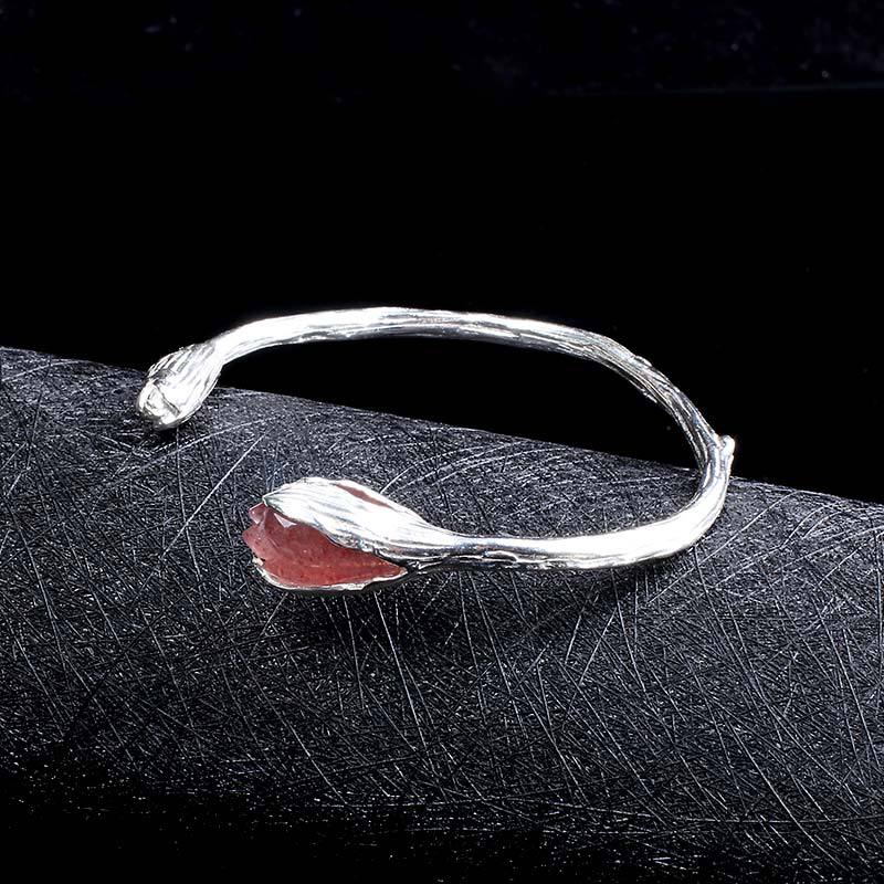 人品银品 s990纯银饰品 草莓晶女士玉兰花手镯 若曦