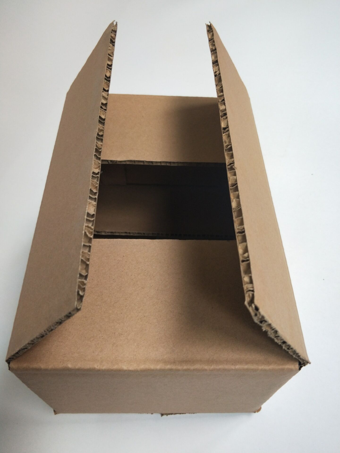 65折叠蜂窝纸箱 包装辅料 品质包装 欢迎订