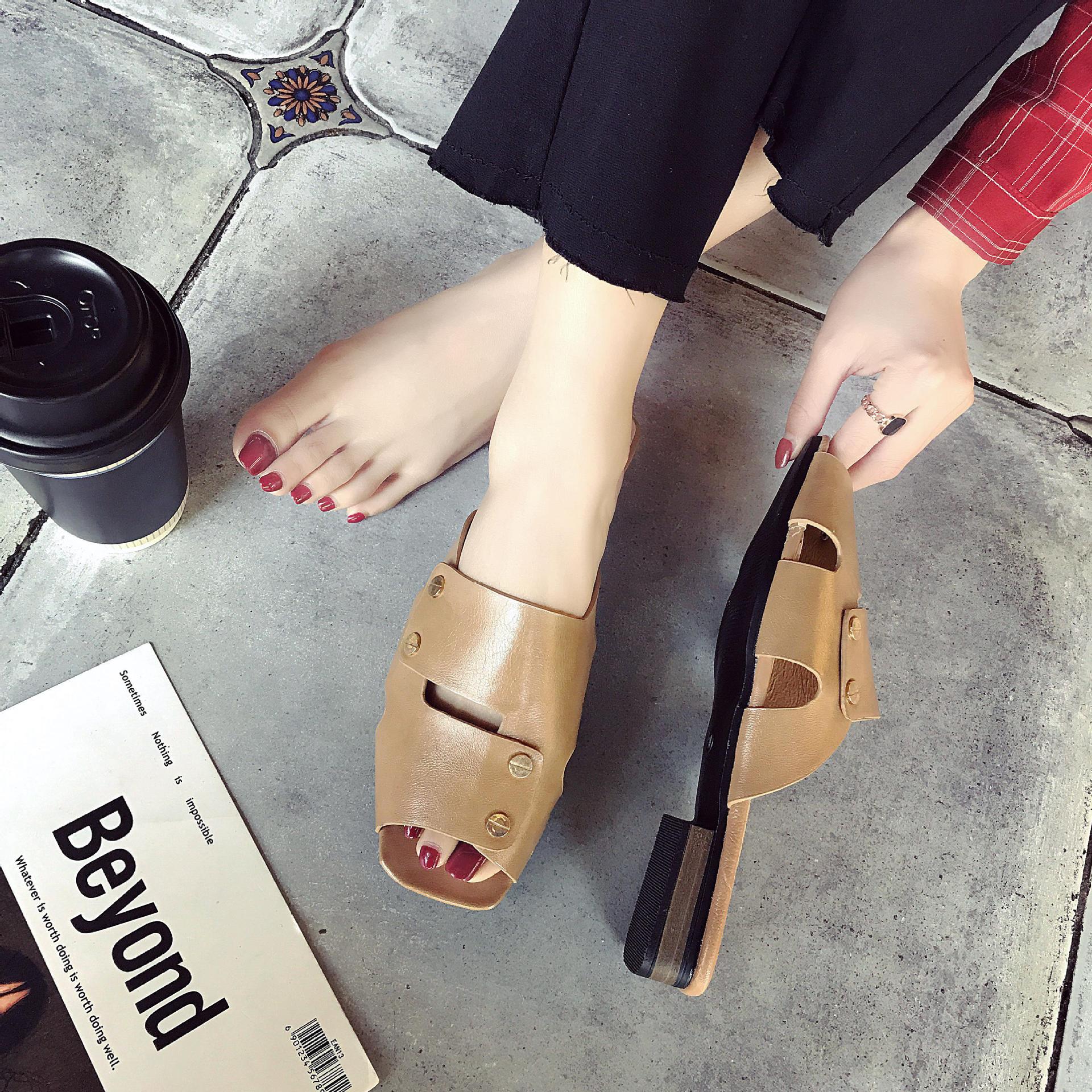 2018夏季新款舒适休闲凉拖平底透气女式拖鞋百搭一字拖沙滩鞋批发