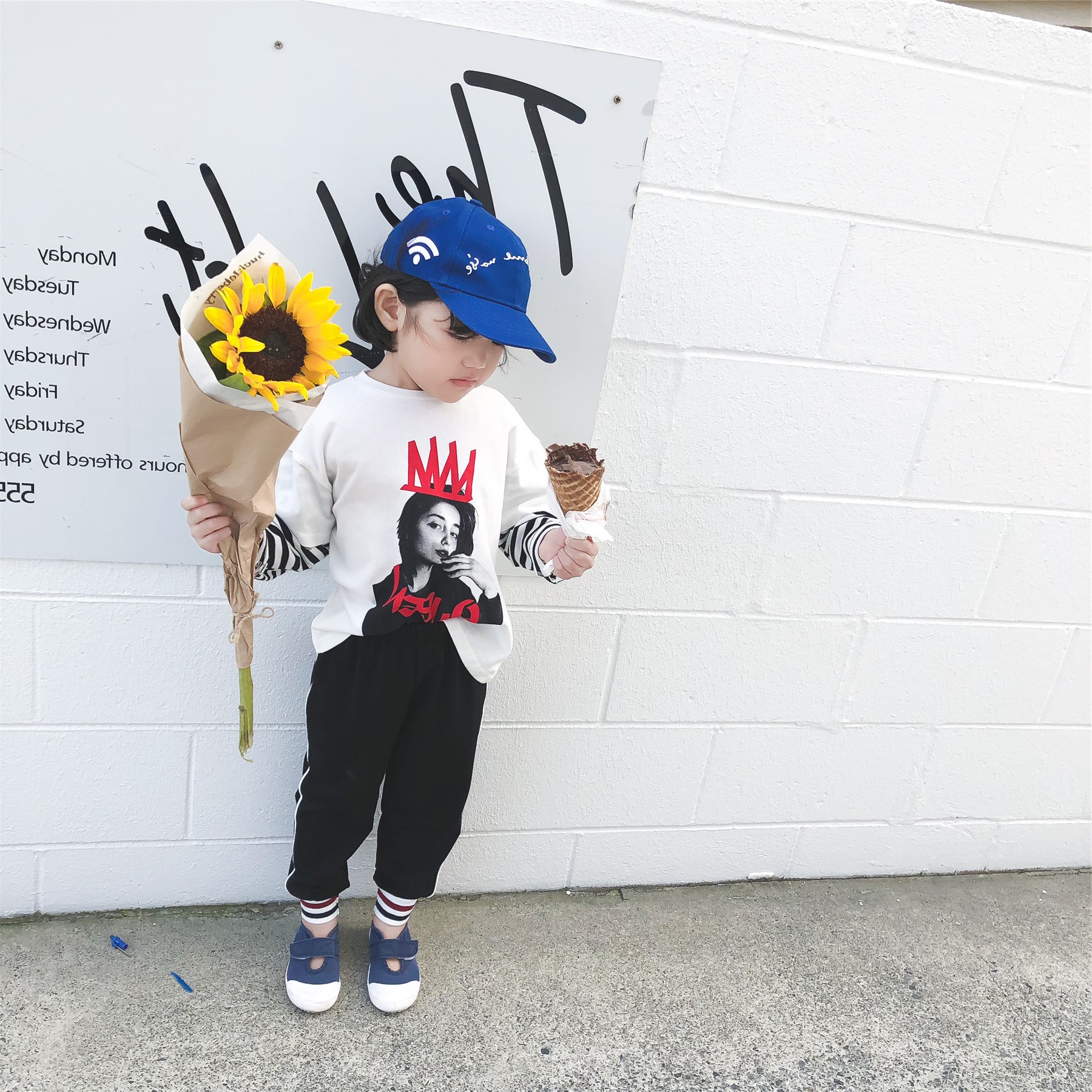 男女童卫衣头像涂鸦t恤上衣19秋装新款外贸童装一件代发2-7岁