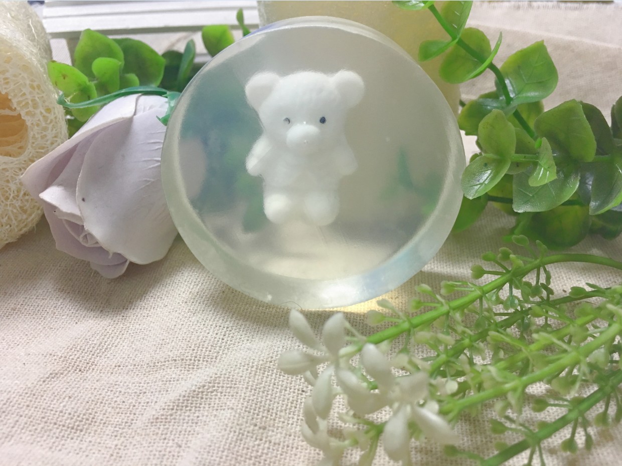 舒藤儿童晶体皂透明皂精油皂液体皂香皂美白皂手工皂儿童皂皂基