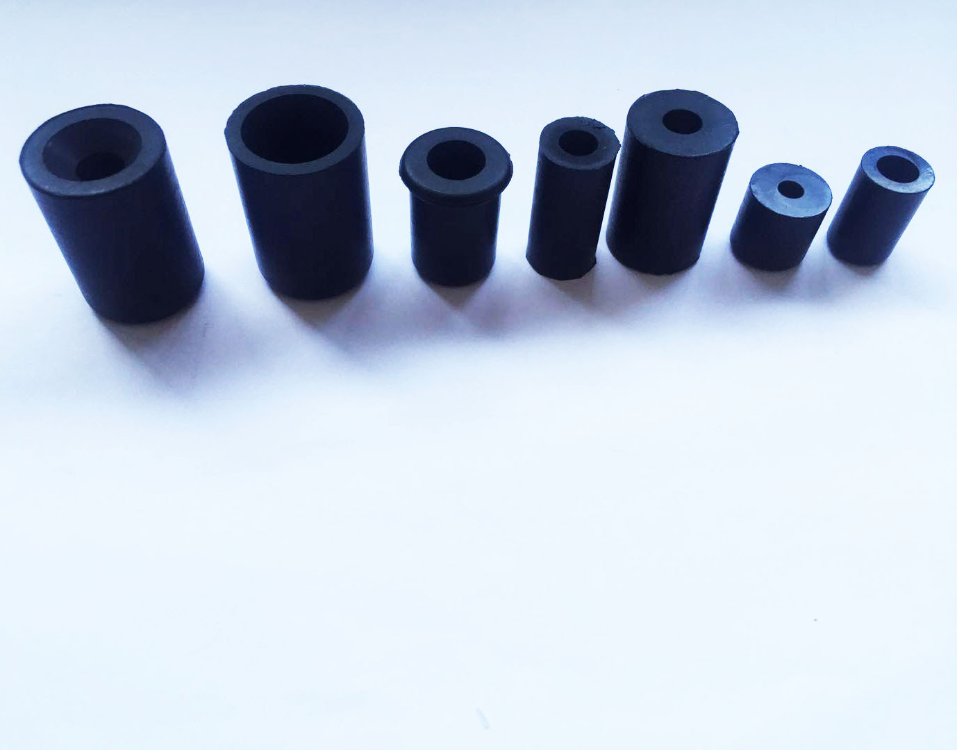 橡胶保护线套 橡皮套 硅橡胶绝缘套 电缆封帽 螺丝杆硅胶护套帽