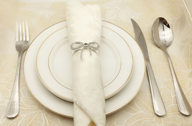 速卖通酒店摆台锌合金蝴蝶结口布圈餐巾扣银色餐巾圈环餐巾环批发