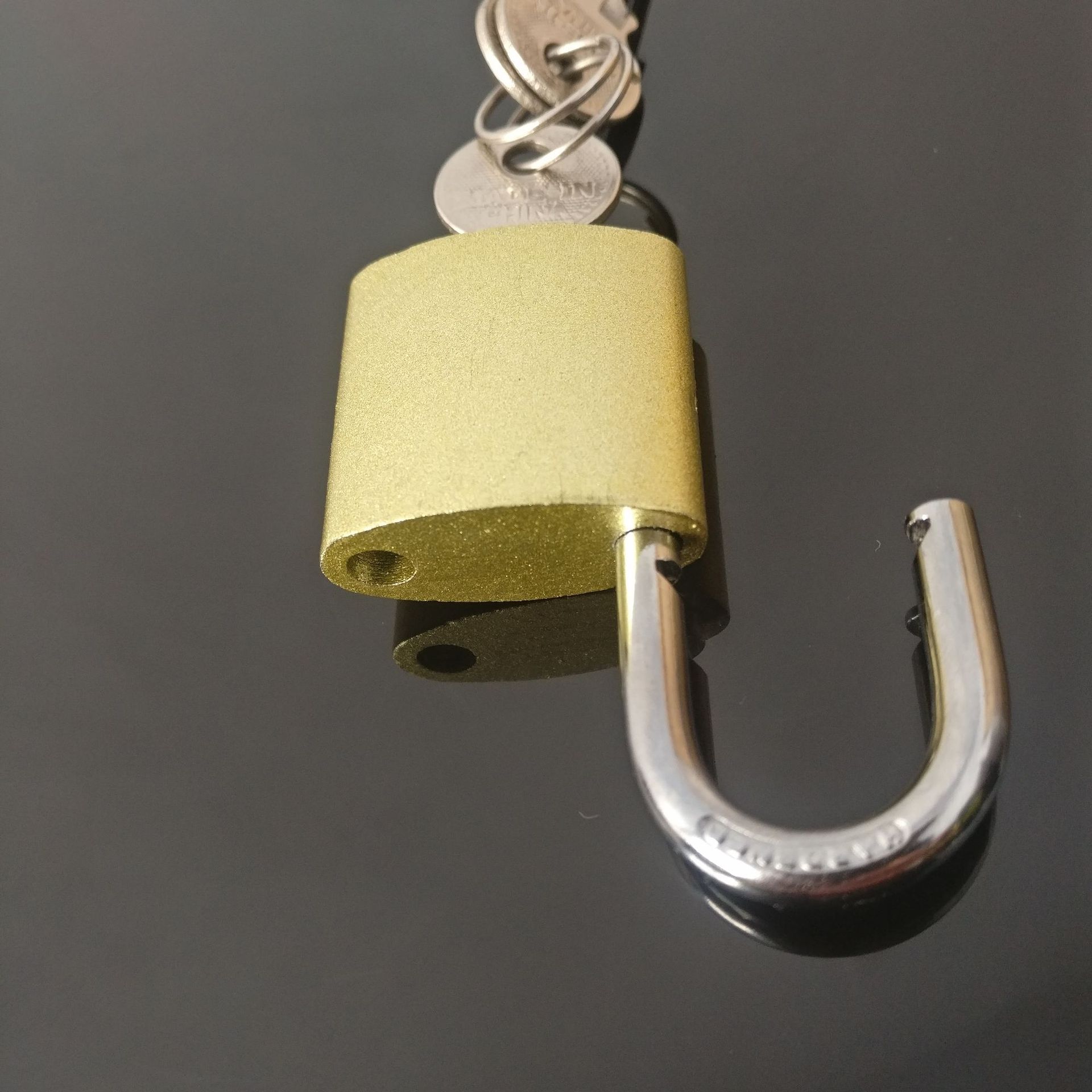 直销家用锁头通用钥匙锁防水防盗挂锁大门锁具户外铜锁耐砸耐撬锁