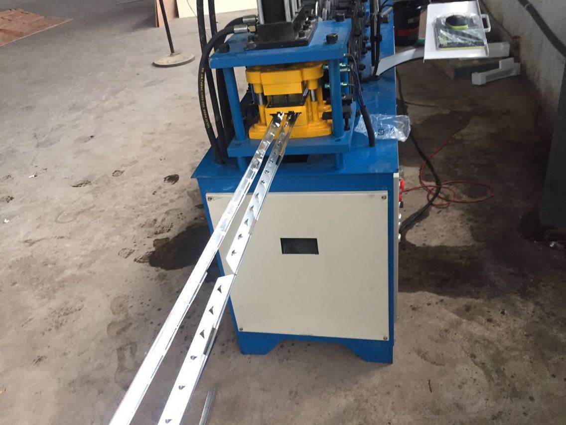 厂家钢带机 木箱钢带机 双条钢带机 全自动木箱钢带机 双条木箱机