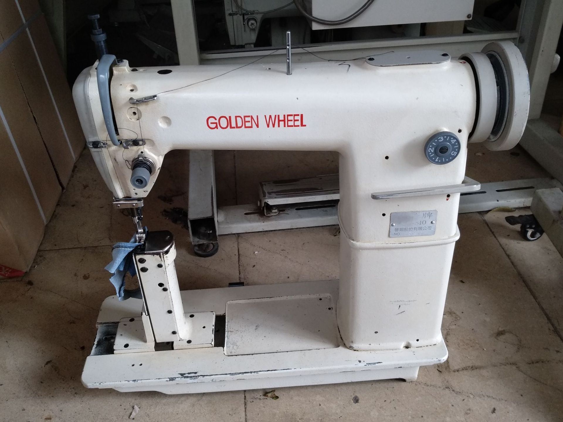 二手金轮牌810高车 箱包鞋帽专用高头车 中厚料缝纫机 工业缝纫机