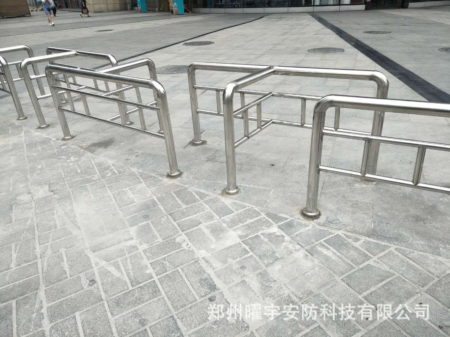 不锈钢铁马 隔离护栏 活动专用铁马 商场定做铁马