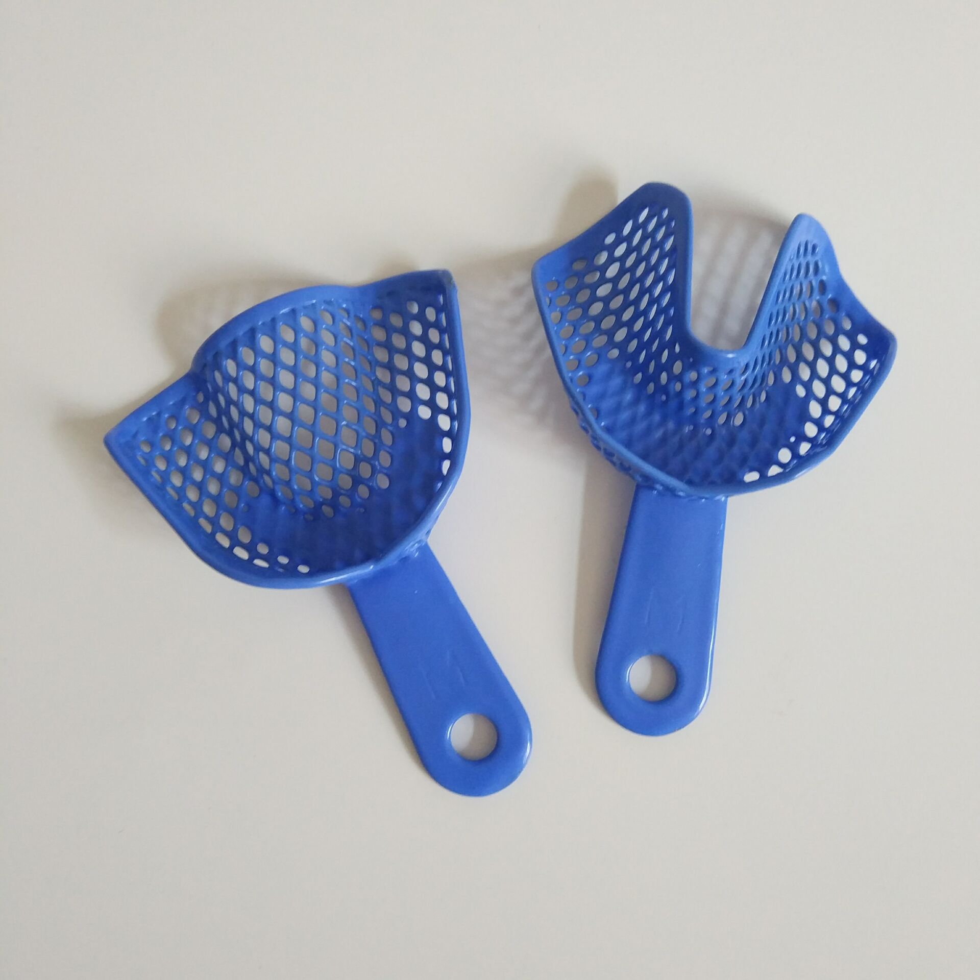 牙科材料塑钢牙托 取模牙托 取模托盘 大中小 偏门托口腔耗材