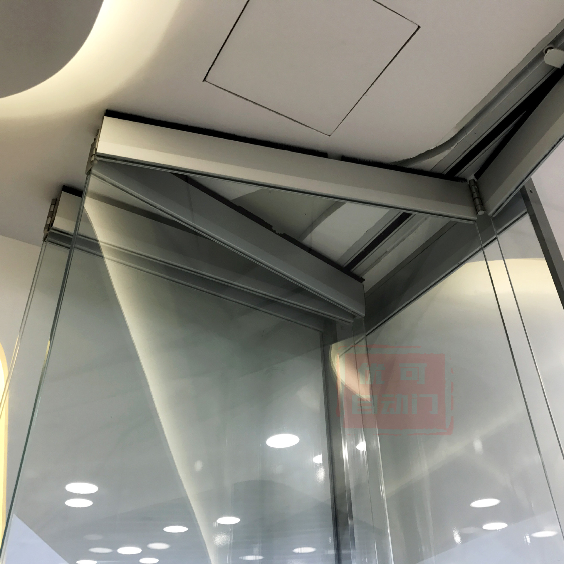 深圳铝合金折叠门 无框玻璃折叠门 阳台折叠玻璃门 可来图定制