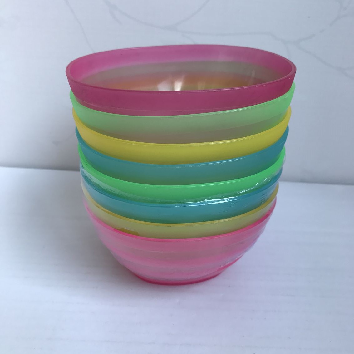 塑料儿童小碗条纹防滑耐摔吃饭碗可微波加热无盖塑料小碗批发定制