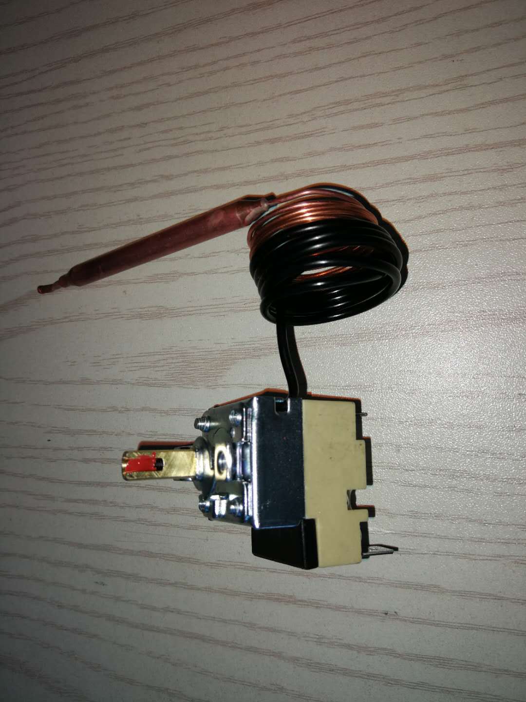 供应暖风机温控器(毛细管温控器)ce,cb,tuv