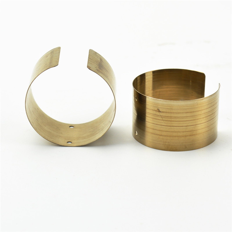 专业生产金属不锈钢发条材料不锈钢手机支架发条-变力发条批发商