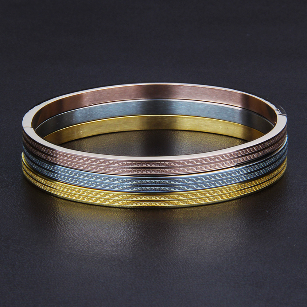 欧韩潮流范高档k金钛钢手镯女雕刻方框纹理不锈钢手镯