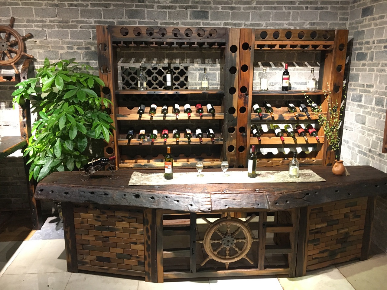 老船木酒柜吧台