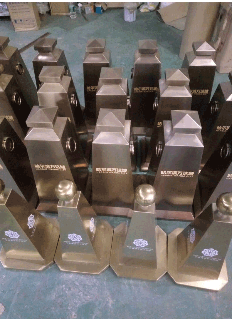 圆顶路锥红古铜不锈钢路锥路障雪糕筒锥桶阻路障雪糕桶