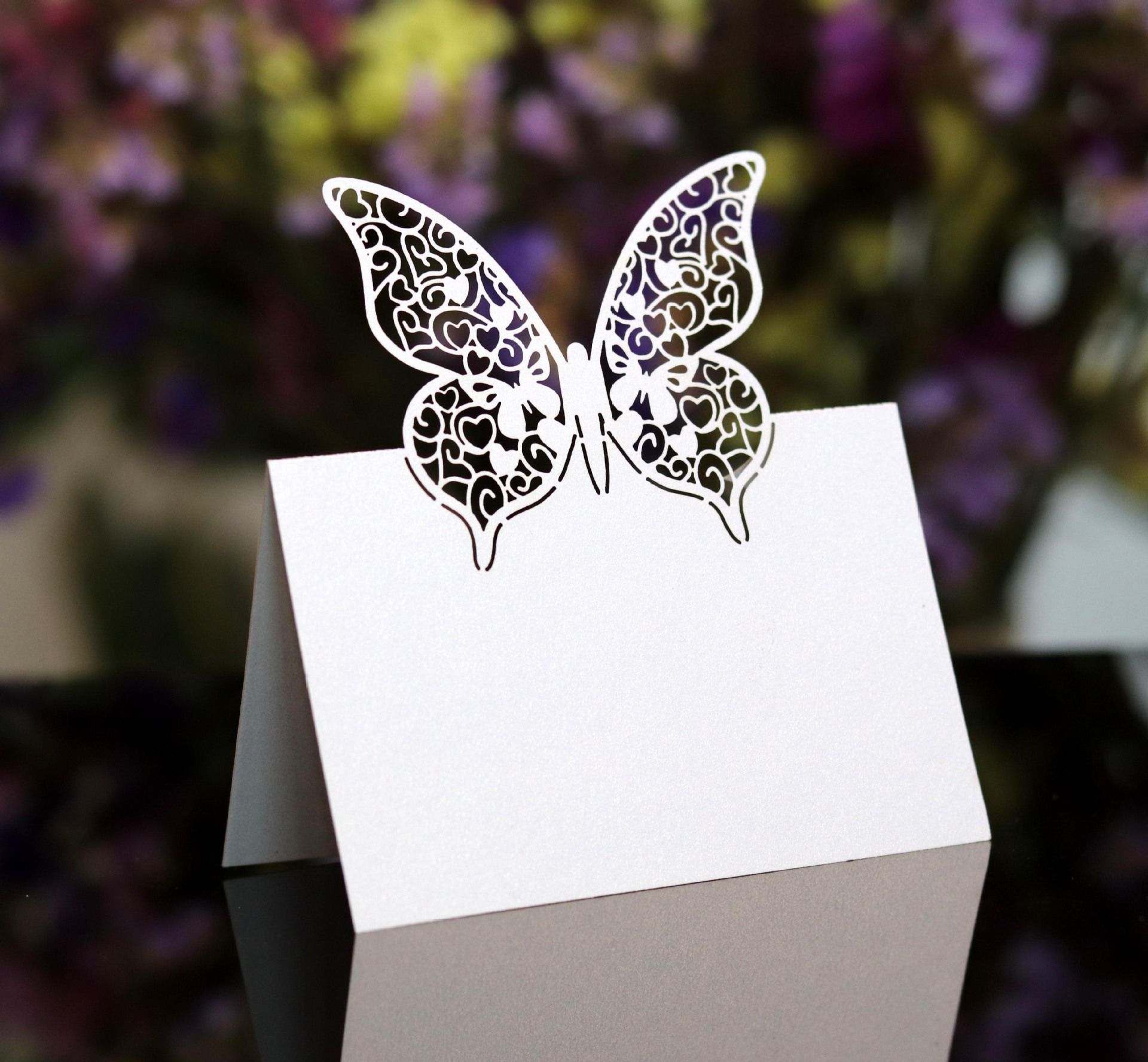 毕业典礼签到台 结婚粉色席位卡 蝴蝶桌卡 激光镂空 英文小卡片