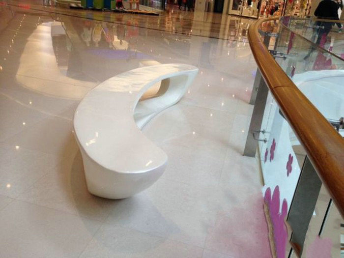 商场休息区创意长条凳等位凳玻璃钢异形凳月亮凳 会所休闲凳子