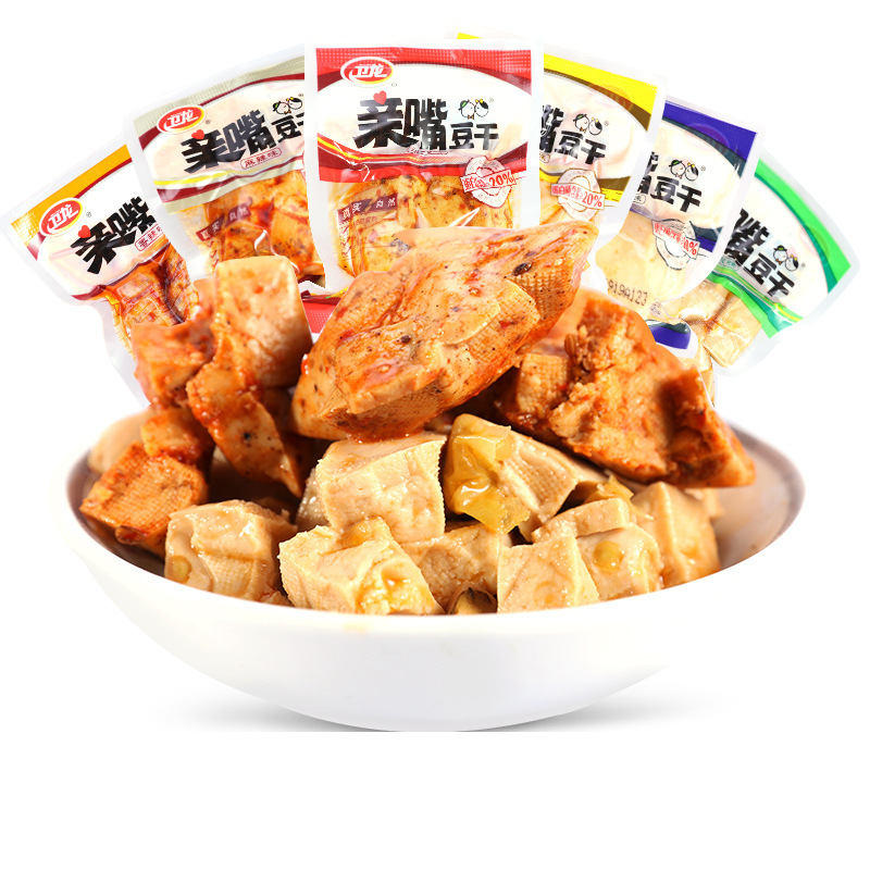 卫龙亲嘴豆干5kg/箱 休闲麻辣食品宏事达 豆干零食散装批发