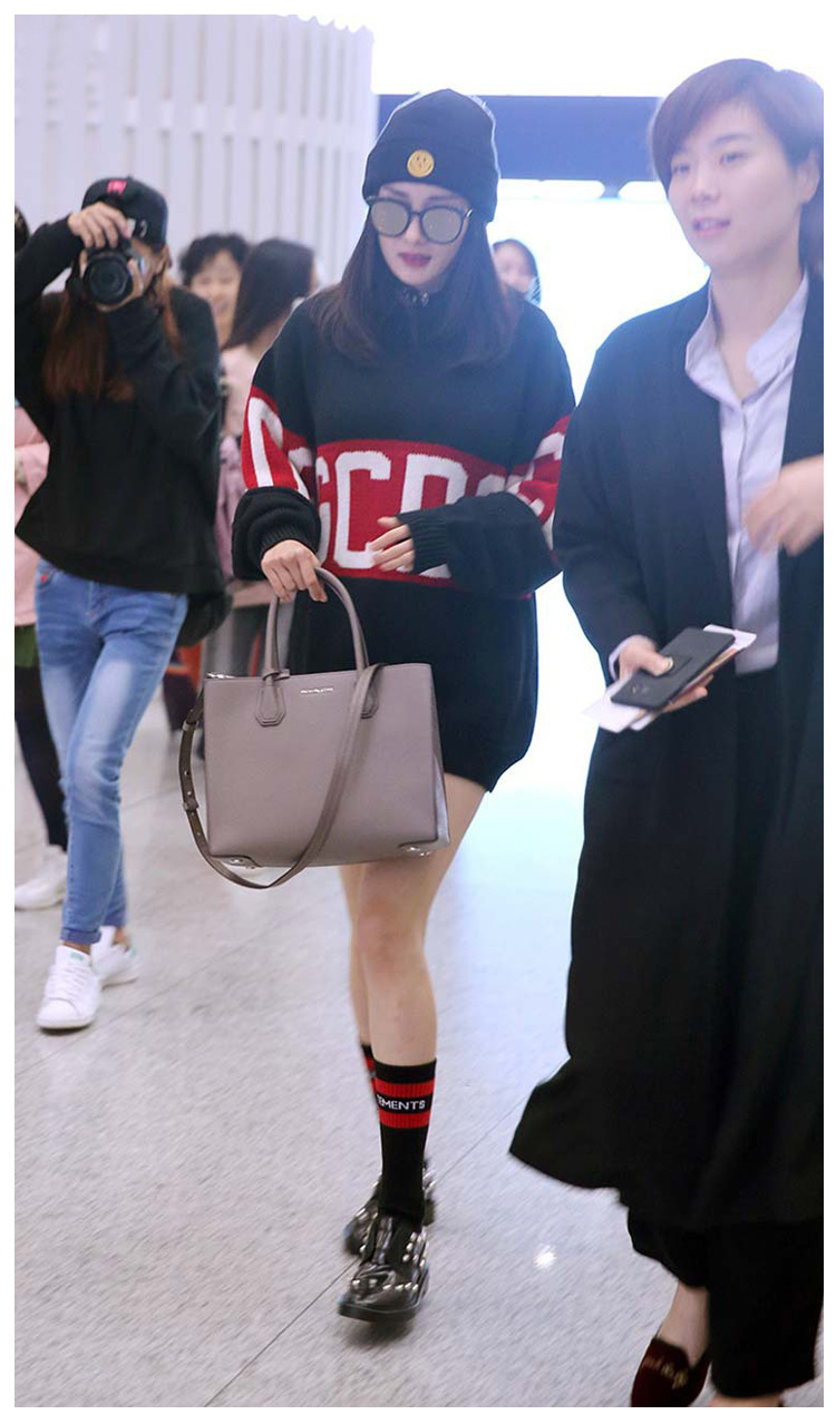 日韩明星杨幂同款红条纹中筒袜子 女士针织过膝运动袜子批发