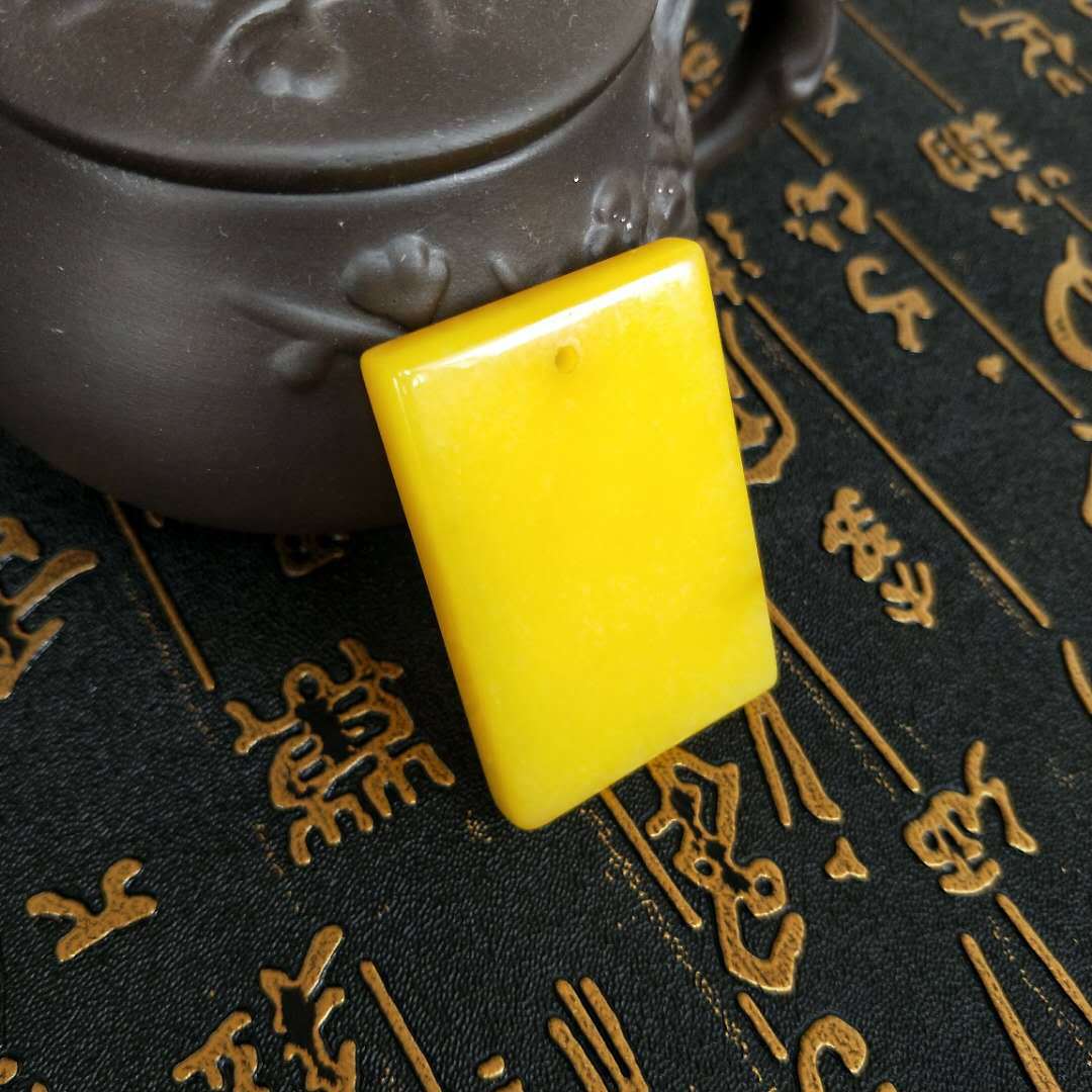 厂家供应天然黄玉髓无事牌 黄玉髓吊坠 佛珠吊坠配饰星月菩提配饰