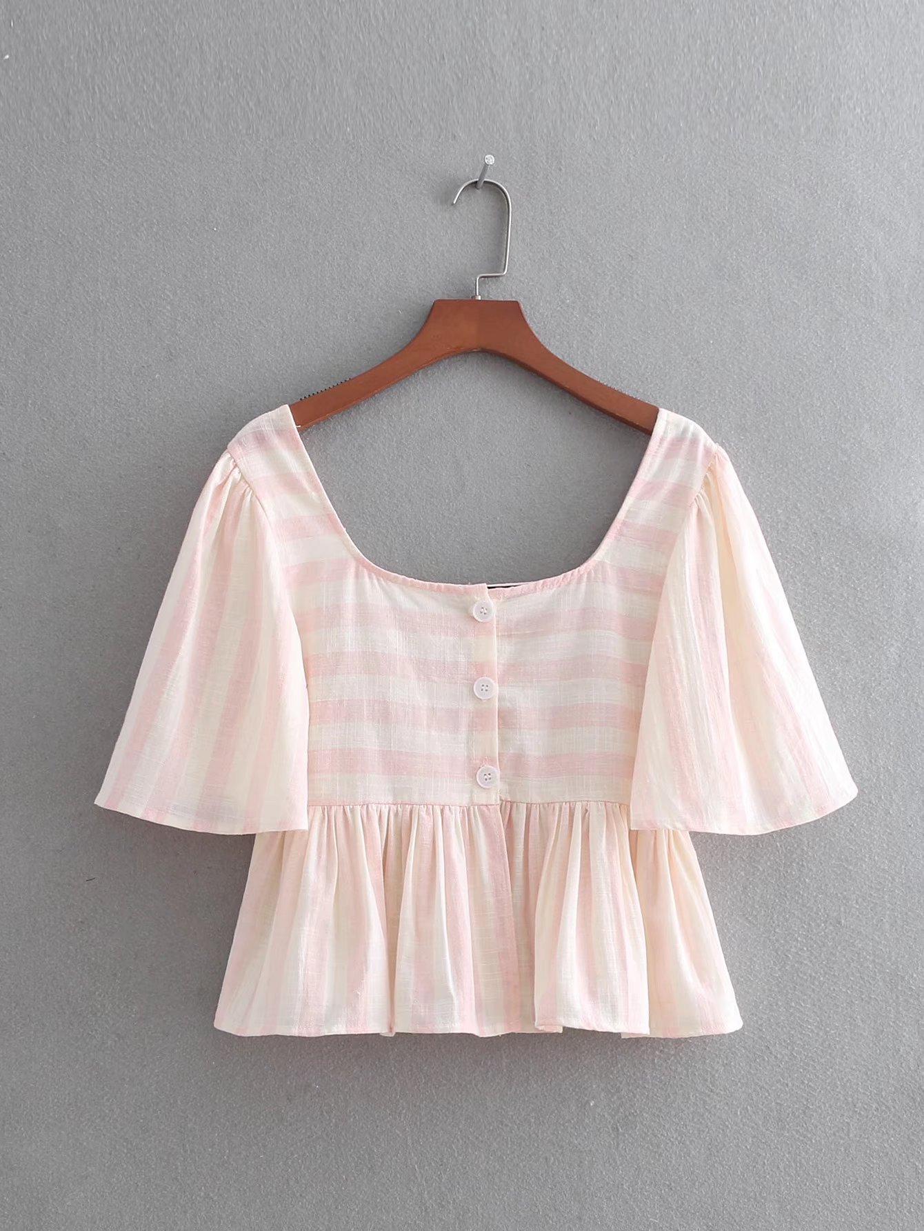 亚麻小短衫图片