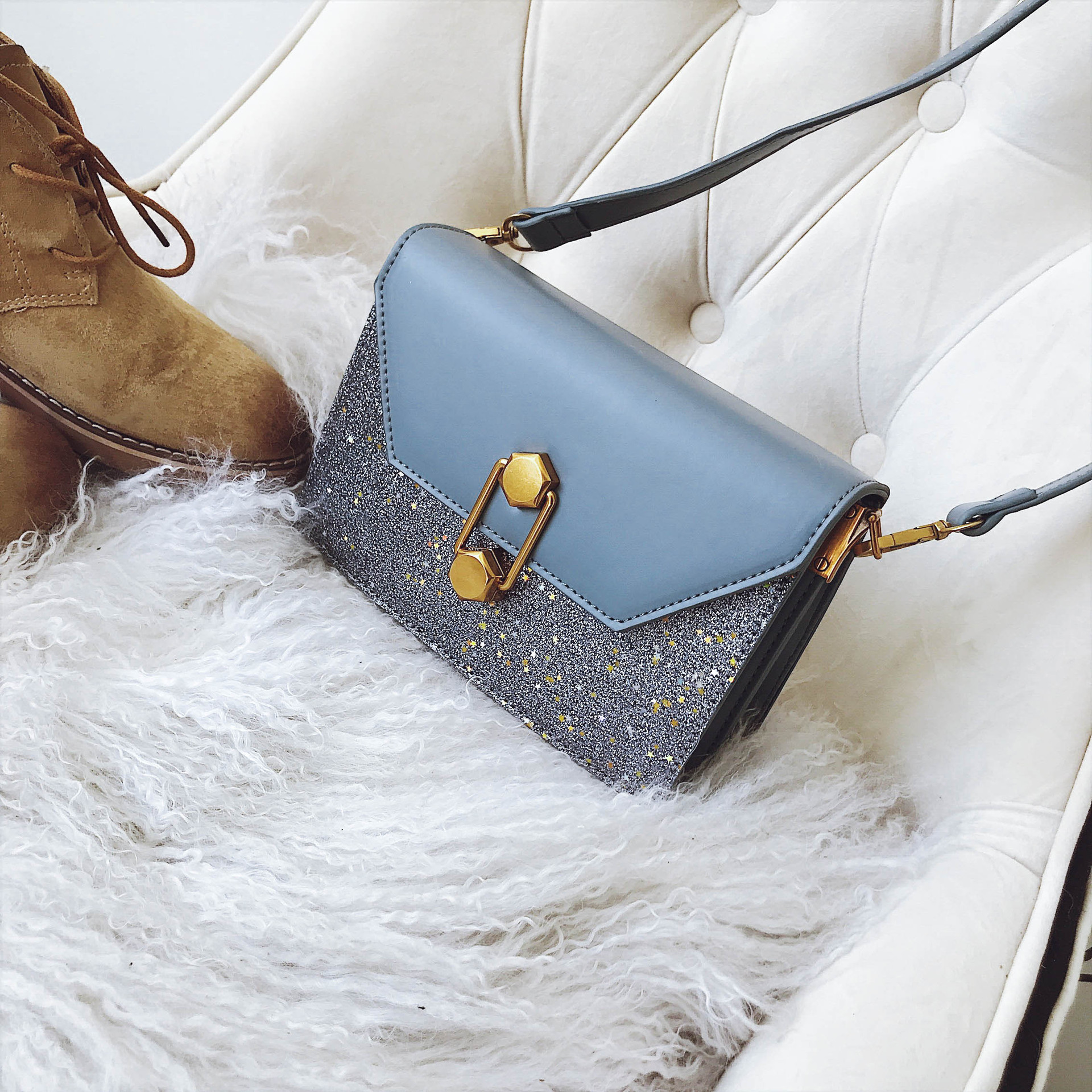 chic包包女2018春季新款潮韩版百搭亮片小方包单肩斜挎少女小挎包