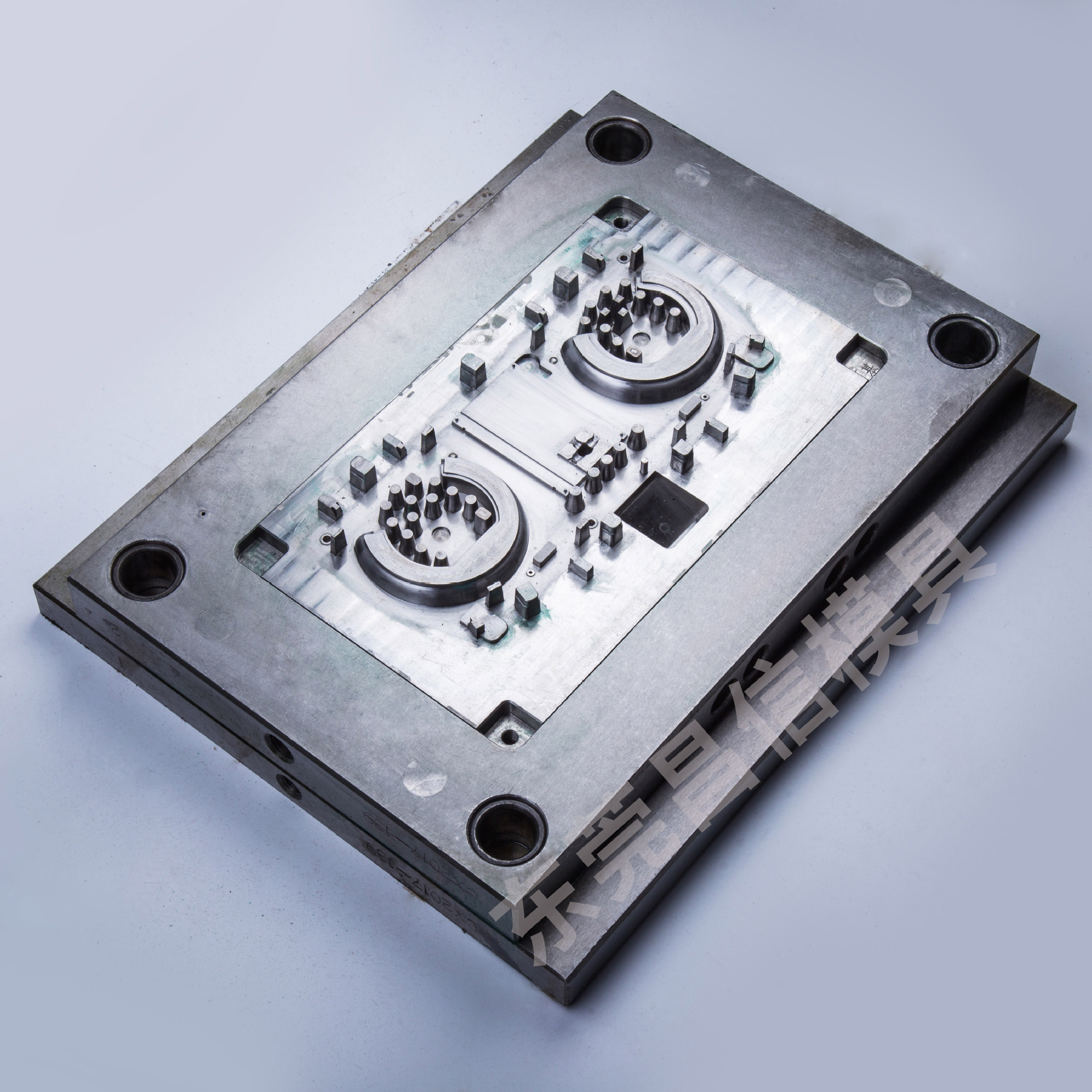 智能机器人模具开模加工注塑厂家多种开模方式加工制造模具方案