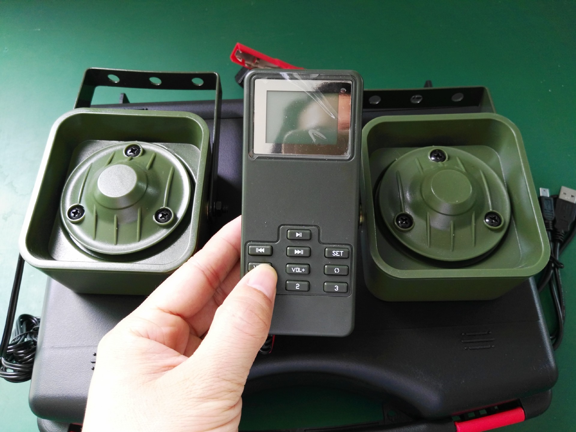 金鸟户外 鸟音驱鸟器mp3 player