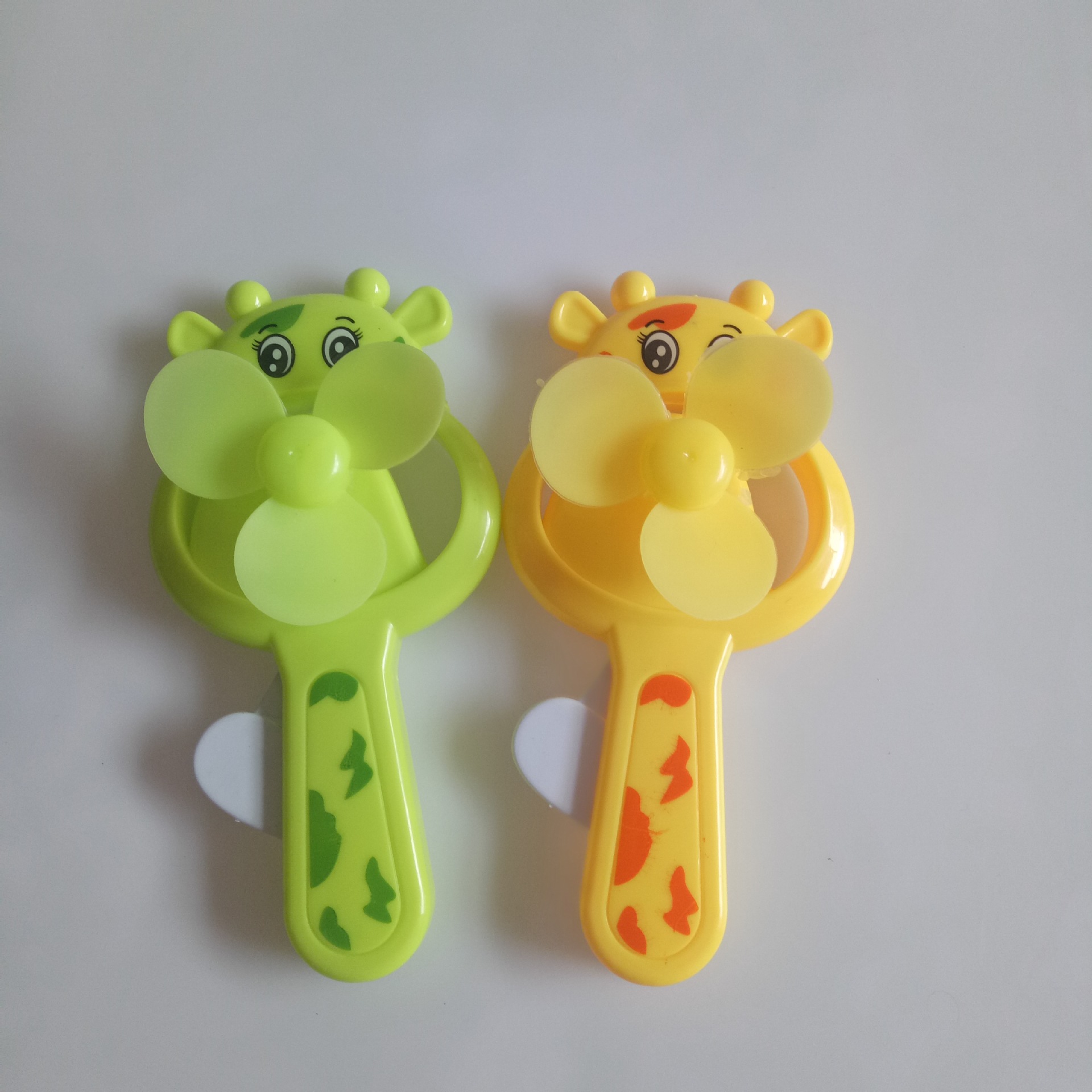 夏季迷你手摇手压风扇儿童便携玩具风扇创意礼物大风力卡通小风扇