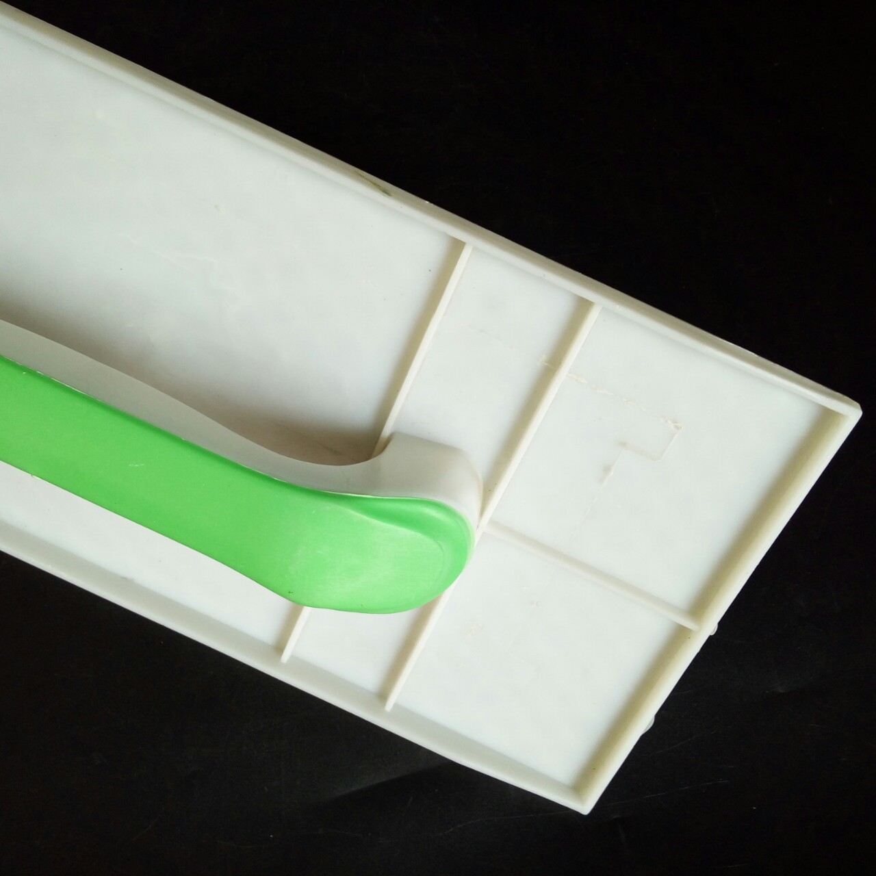 批发塑料抹子卷边中号塑抹子长34x15建筑抹泥板沙抹子