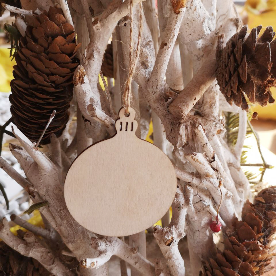 木片diy圣诞木质工艺礼品创意圣诞树球头装饰挂件激光雕刻