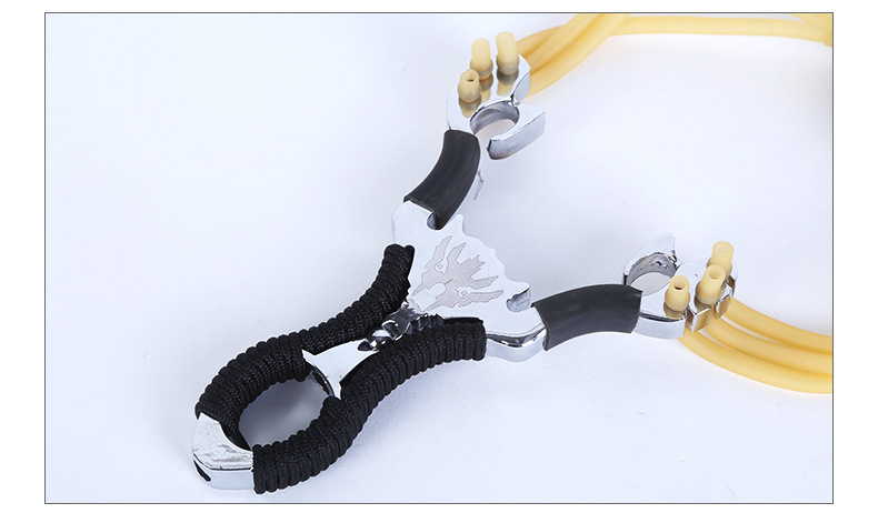 平板三卡狼金刚狼 休闲户外娱乐金属合金弹弓 弹弓皮筋配件批发