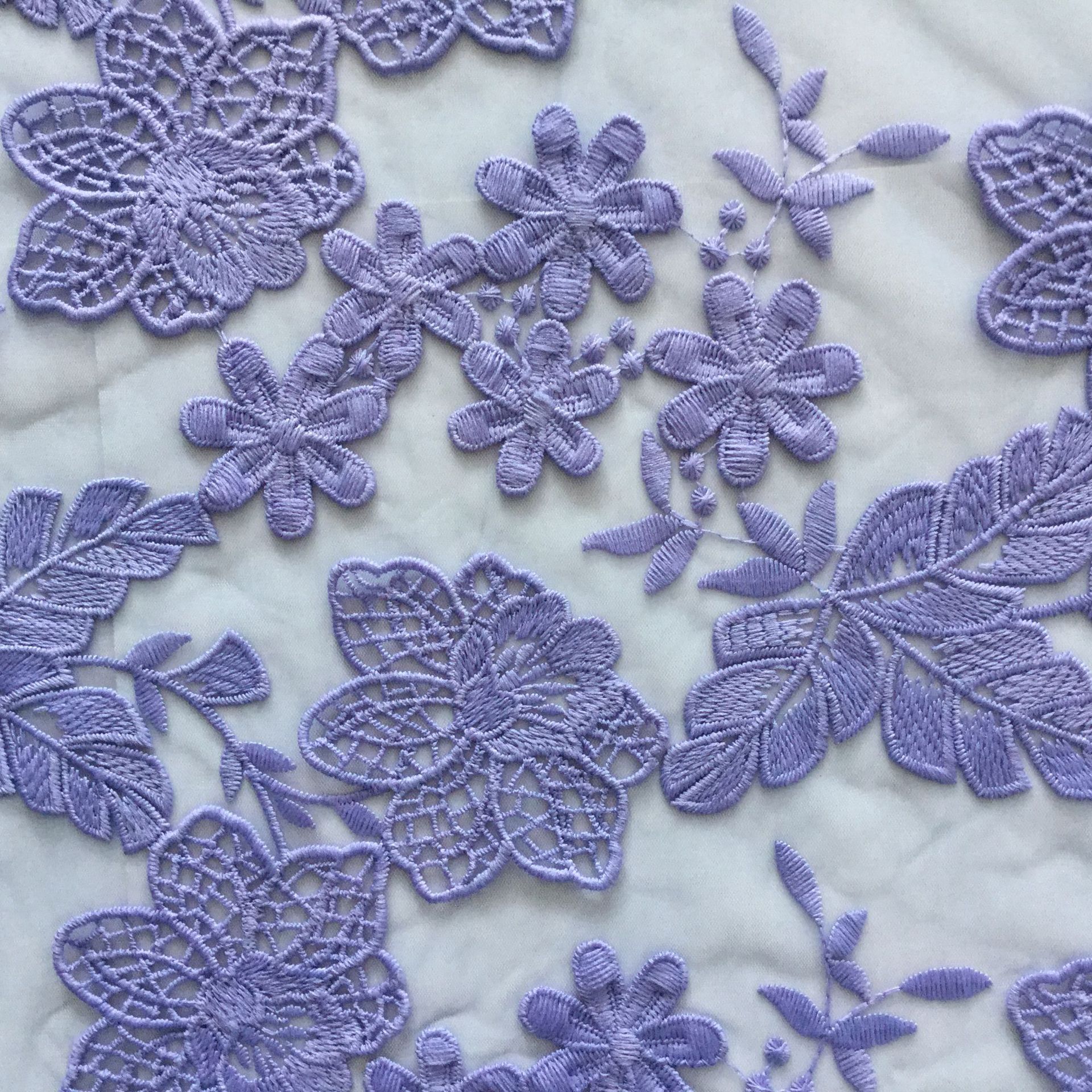 时尚网纱刺绣面料多色网布绣花蕾丝面料