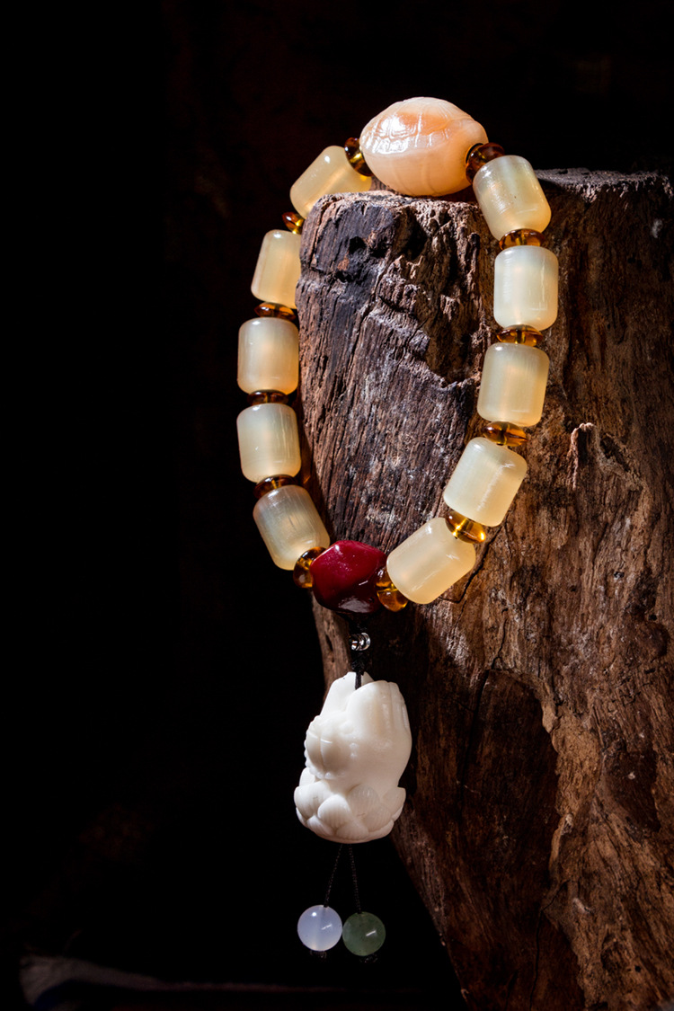 天然西藏羊角珠子男女式佛系老羊角单圈手串血丝料羊角佛珠隔珠