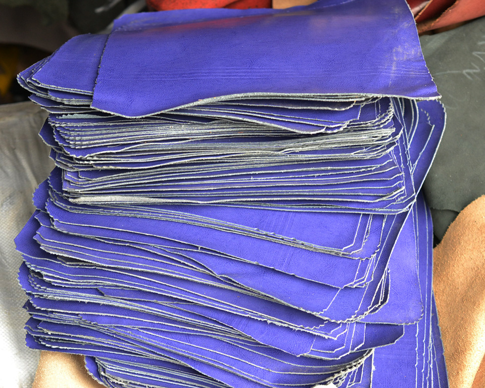 低价处理库存二层移膜革下料面料裁片 皮具配件