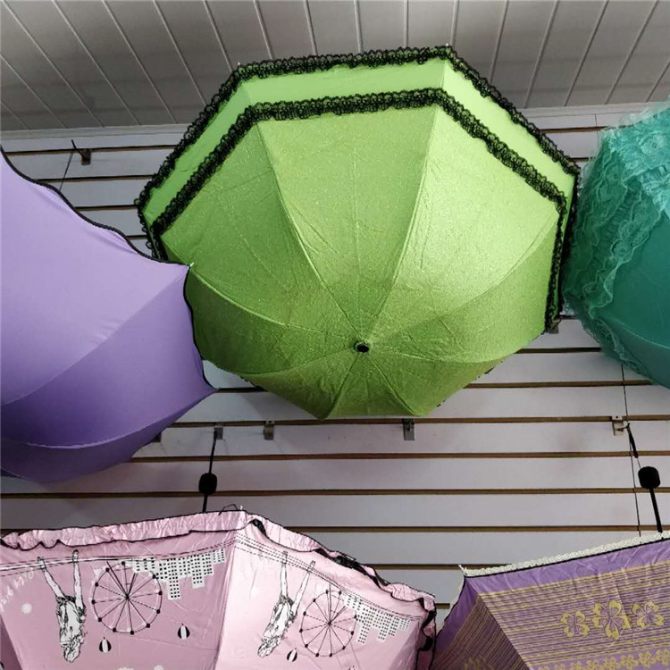 Running Rivers and Lakes Stall Hot Sale Black Rubber Umbrella Folding Sun Umbrella All-Weather Umbrella Lace Umbrella Low Price Direct Sales