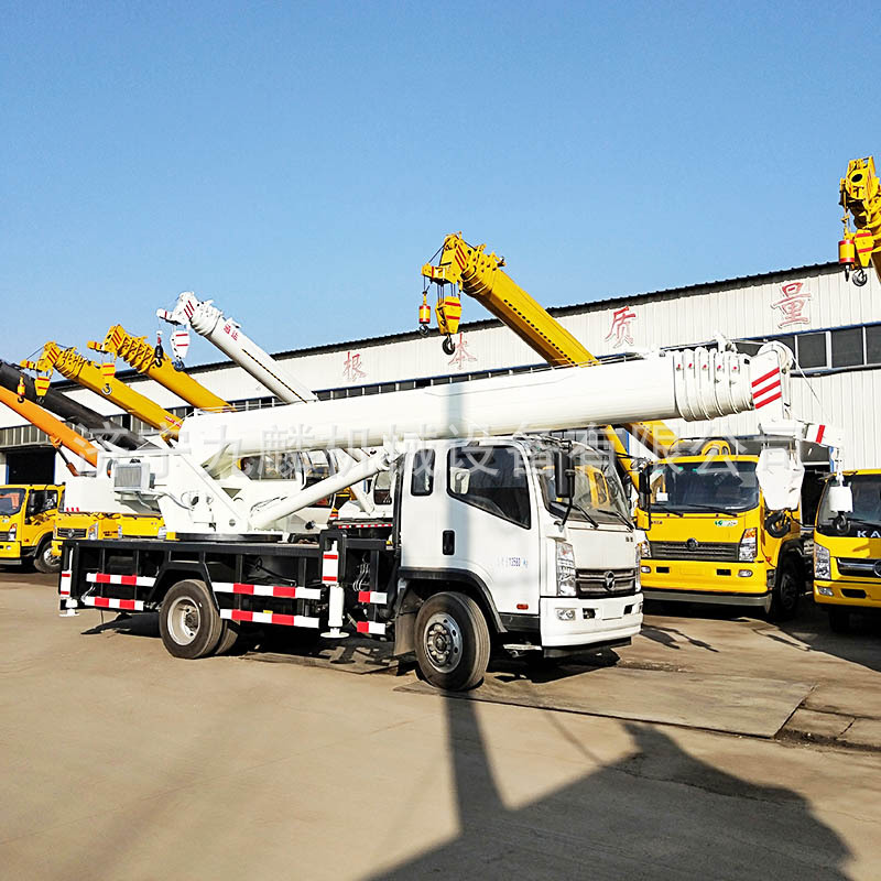 唐骏10吨汽车吊车报价 广东凯马10吨汽车起重机 广西吊重10吨吊机