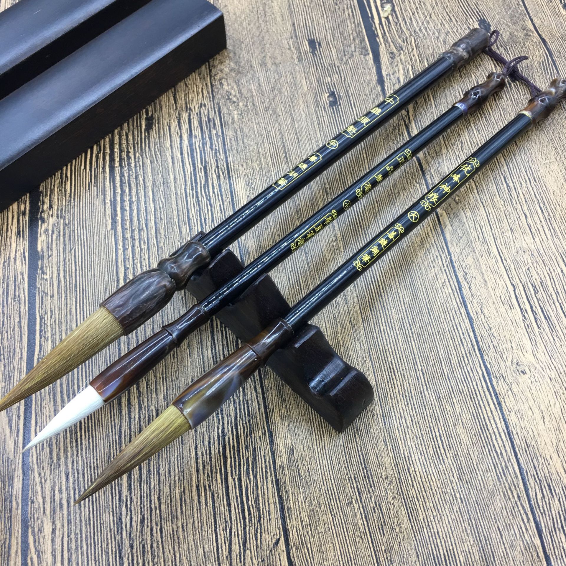 文房四宝精品礼盒套装笔墨纸砚成人书法高档狼毫兼毫毛笔砚台镇尺