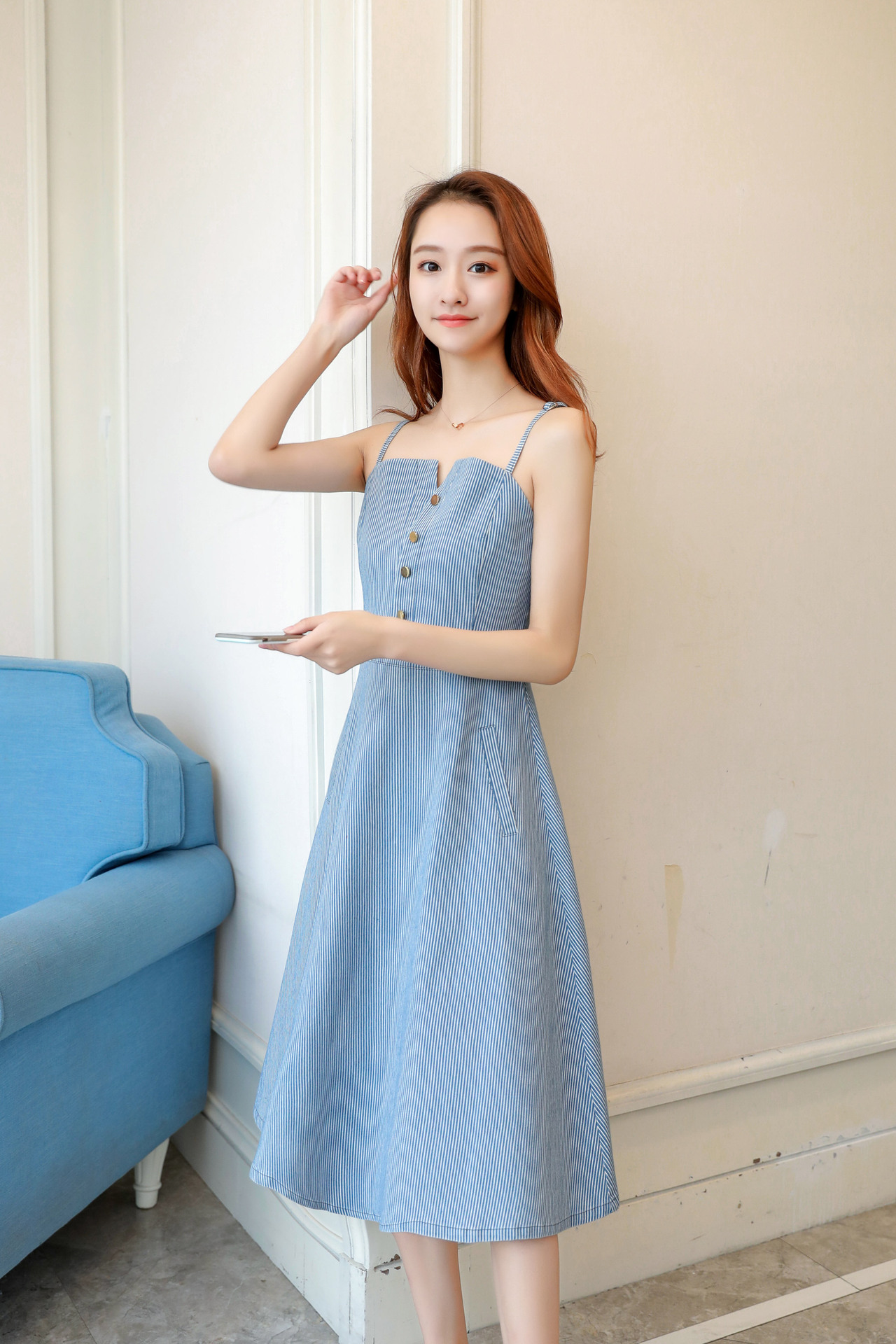 连衣裙新品厂家直销2018弹力条纹牛仔大摆裙中长款无袖露背吊带裙