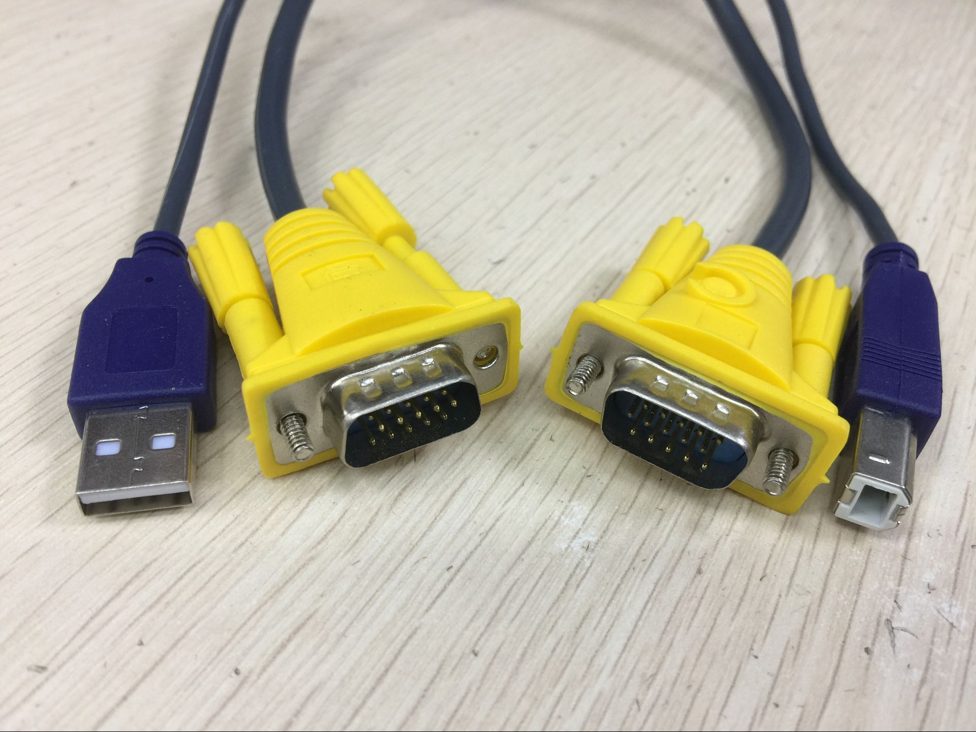 usb kvm双并线 kvm切换器线 usb打印线 vga线 kvm连接线 1.5米