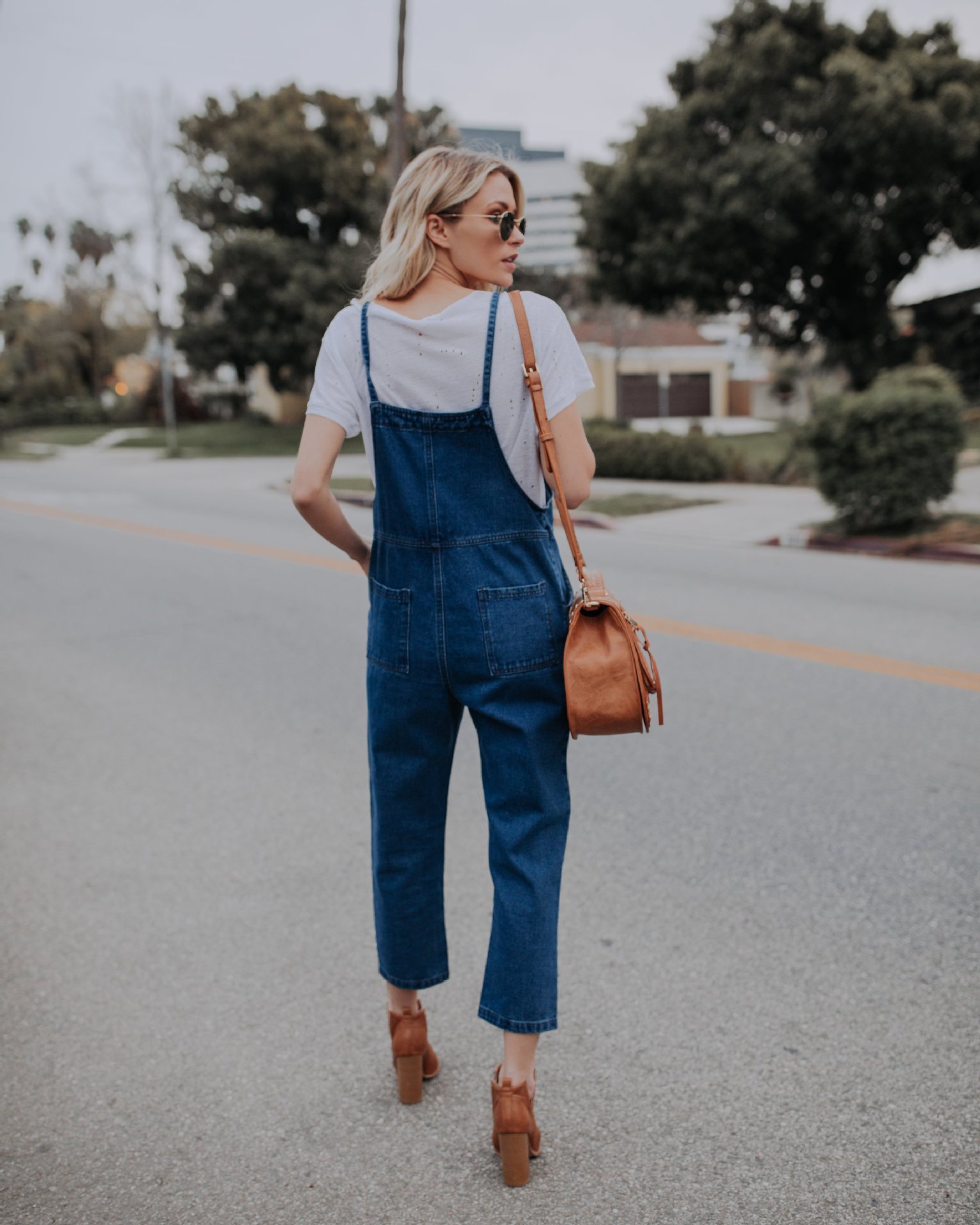 欧美风时尚怀旧宽松牛仔背带九分裤