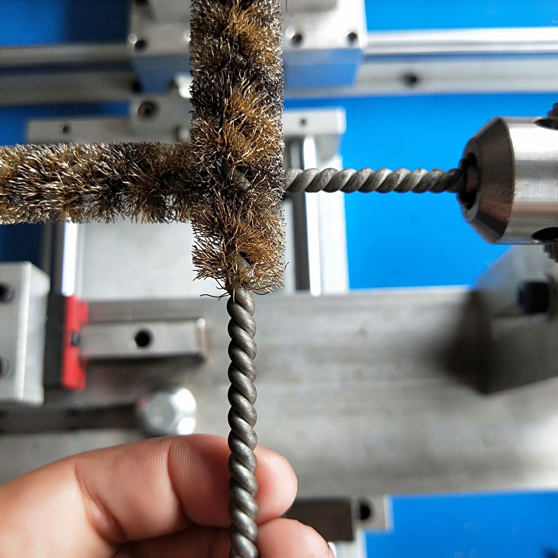 厂家供应钢丝刷飞毛机 钢丝刷飞毛刀 钢丝刷剪毛机 平毛机