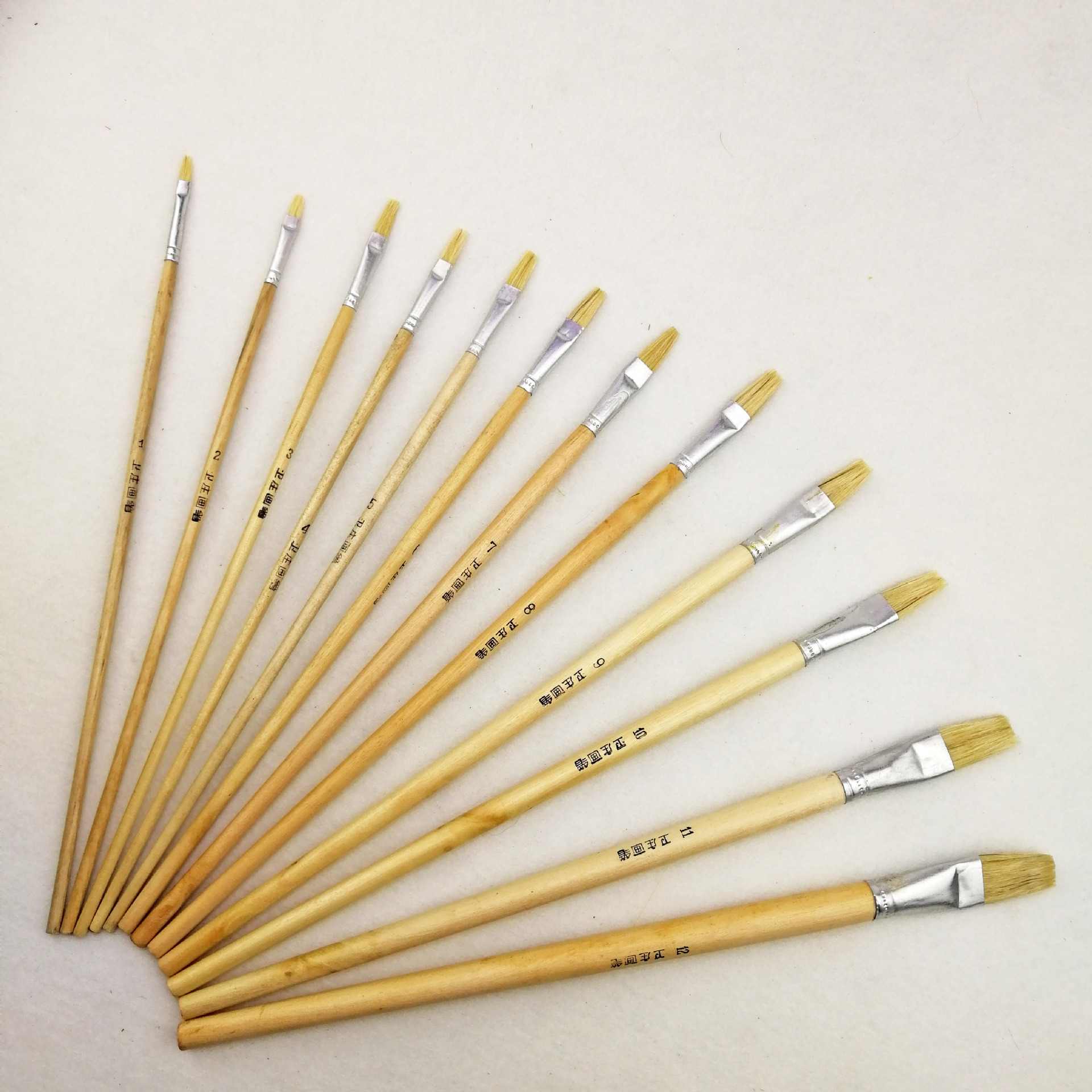 厂家专供原木色杆水彩水粉画笔丙烯画笔美术用品猪鬃排笔批发