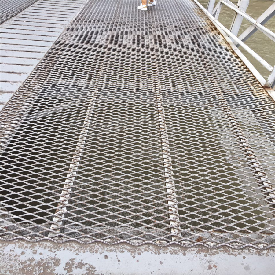 【专家评论】 - 不锈钢钢板网规格,价格以及生产难点