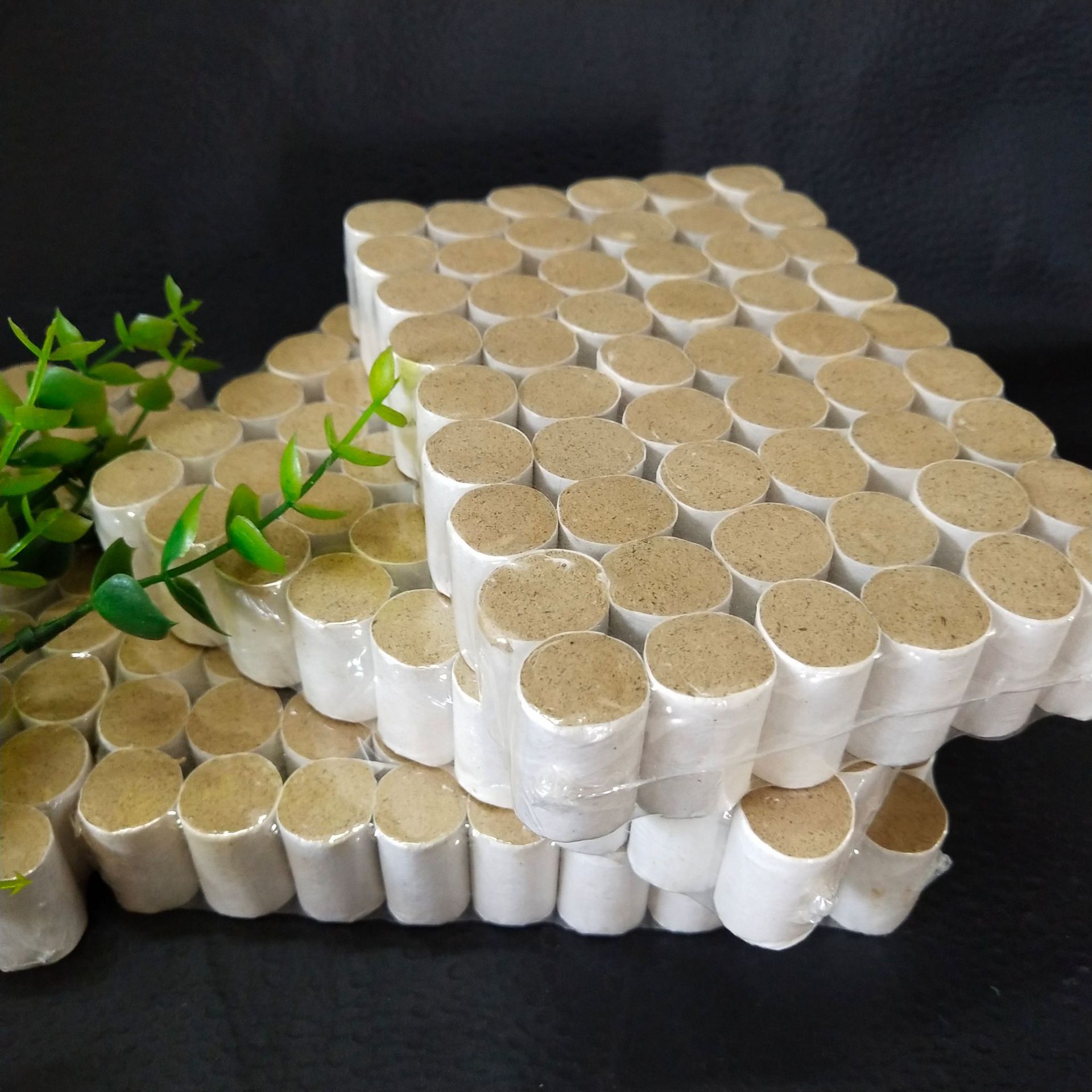 厂家批发美容院家用艾柱艾灸条每版54粒温灸配件10:1艾绒柱