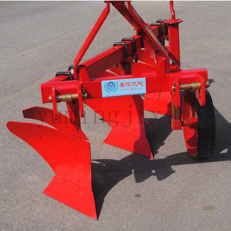厂家直销拖拉机悬挂双铧犁 二铧犁农业机械铧犁翻耕土地铧犁