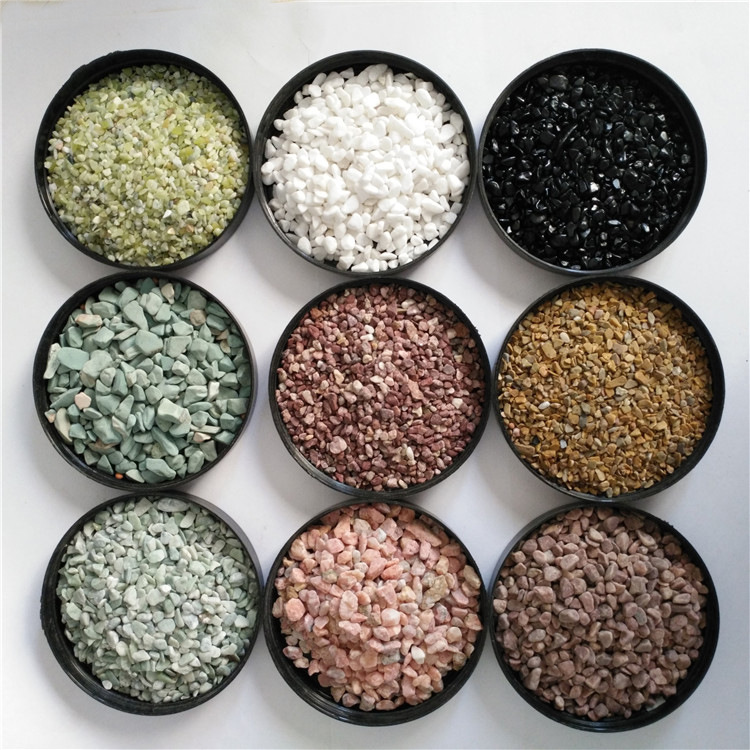 供应彩色水磨石道路桥面铺设装饰用黄色石子绿色石子红色石子卵石