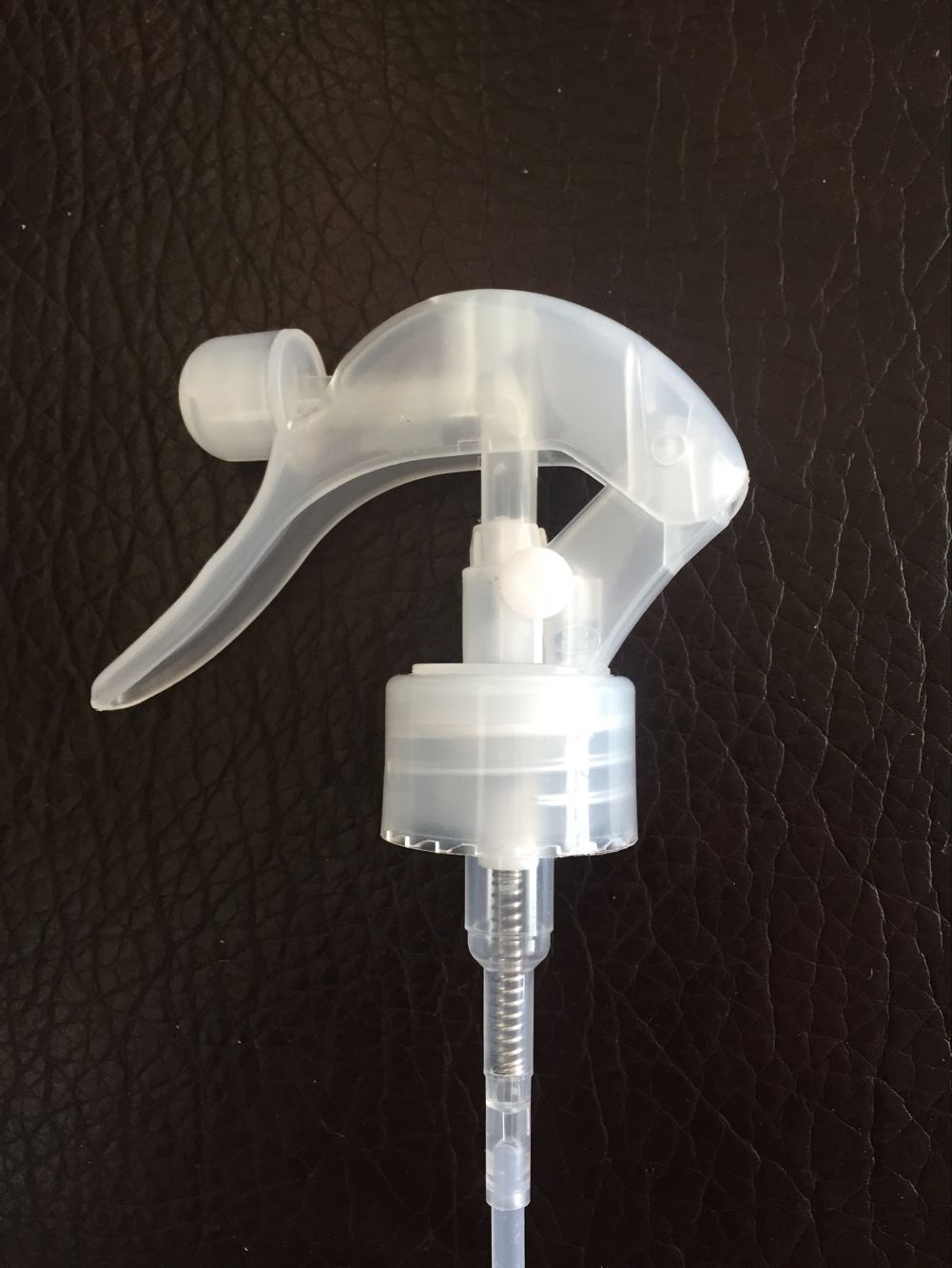 特价按压扣喷雾器喷头配件 24口28口黑色大老鼠手扣式喷雾器